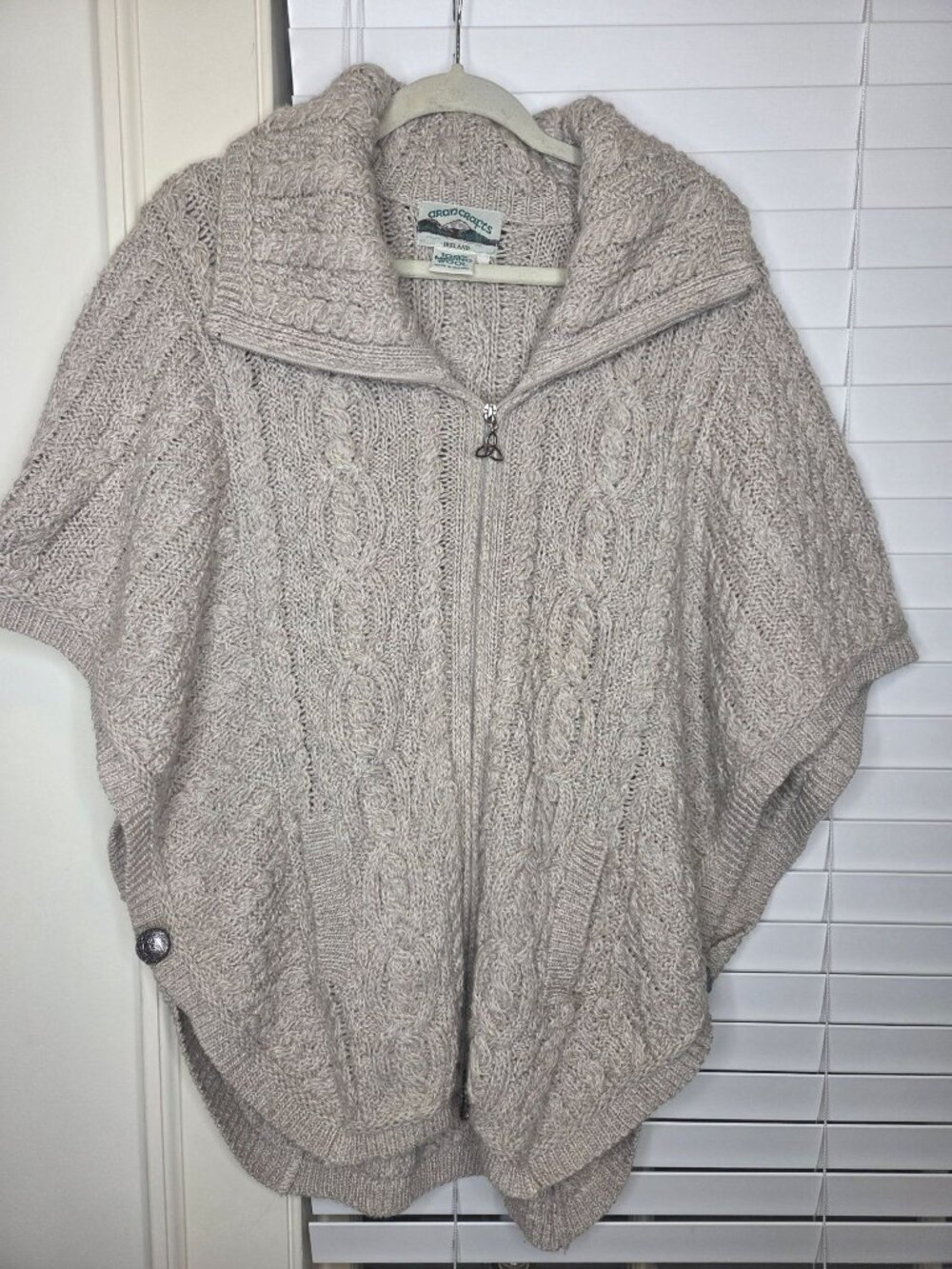Womens Aran Crafts Ireland Merino Wool Cable Knit Zip Poncho Sweater Beige M